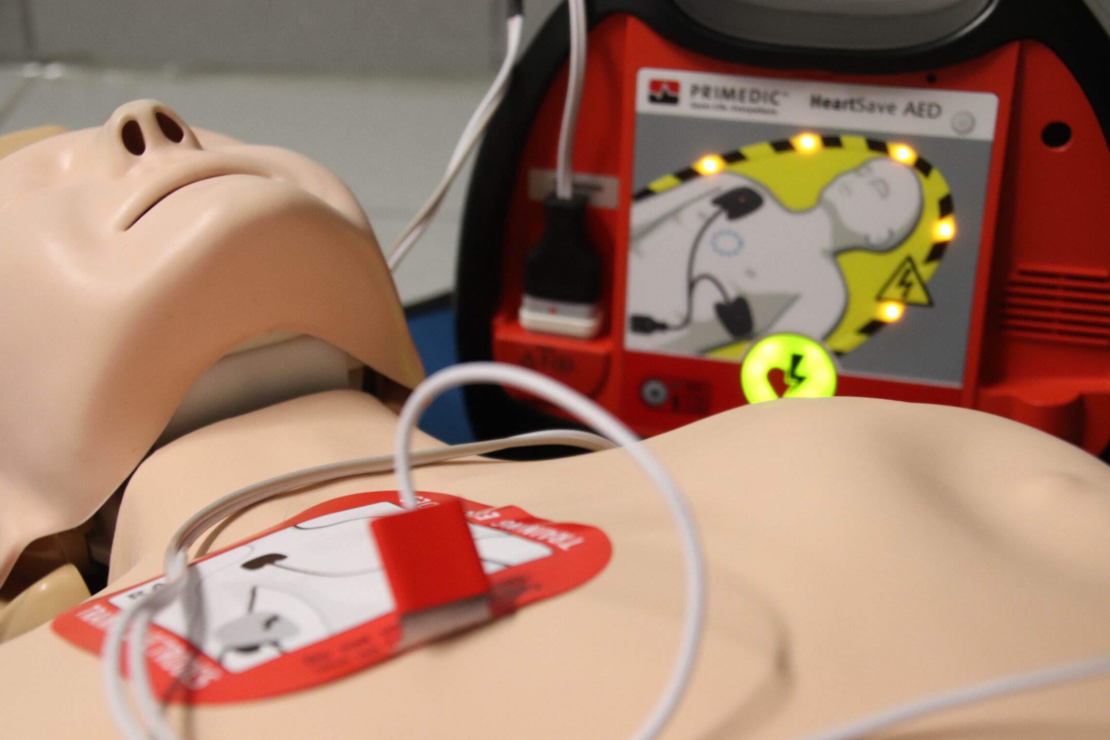 Erste Hilfe mit AED
